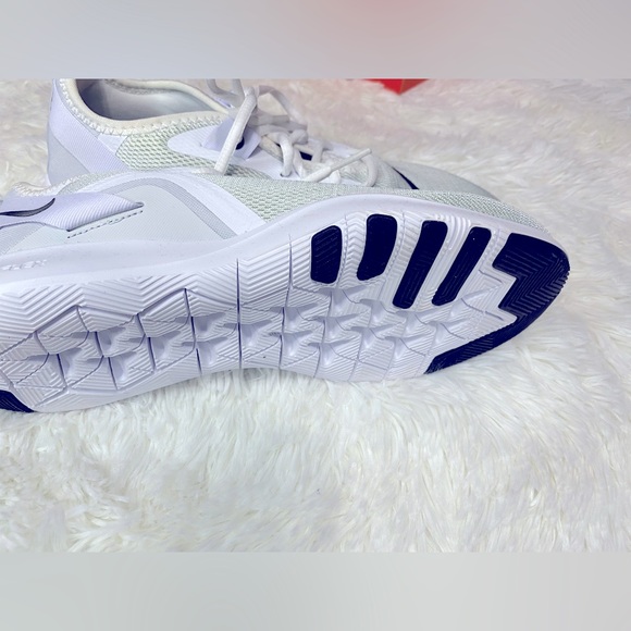 Brand new Nike flex trainers - Picture 4 of 5
